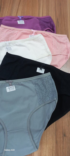 شورت های فاق بلند نخی