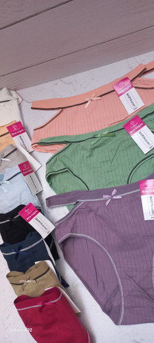 شورت های برند ماریا