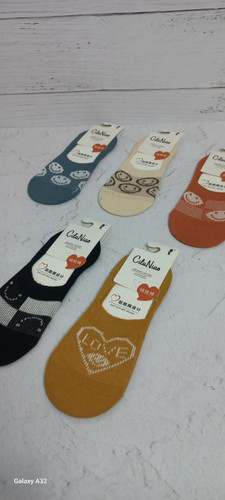 کالج های نخی طرحدار